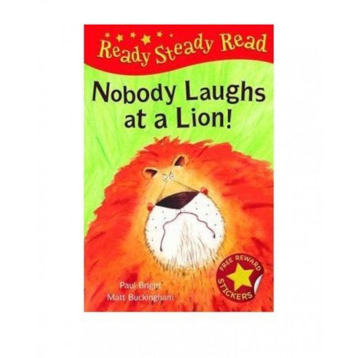 Livro Nobody Laughs at a Lion